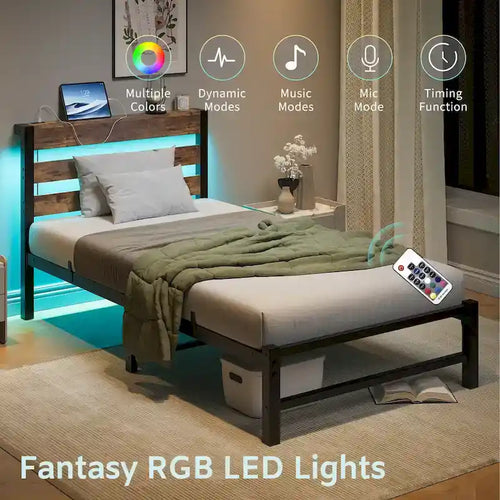 Beiges und braunes Doppelbett aus Metall mit Holz-Kopfteil, RGB-Beleuchtung und Ablagefach für das Schlafzimmer