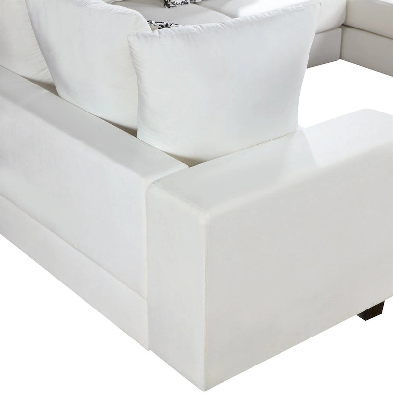 Modern U Shape Sectional Sofa with Lots of Pillows Included